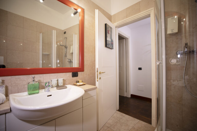 Romeo-bath3